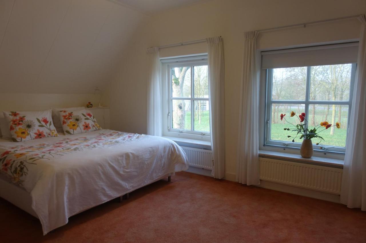 Magnificent Farmhouse In Central Holland 4A & 2C Schoonrewoerd エクステリア 写真